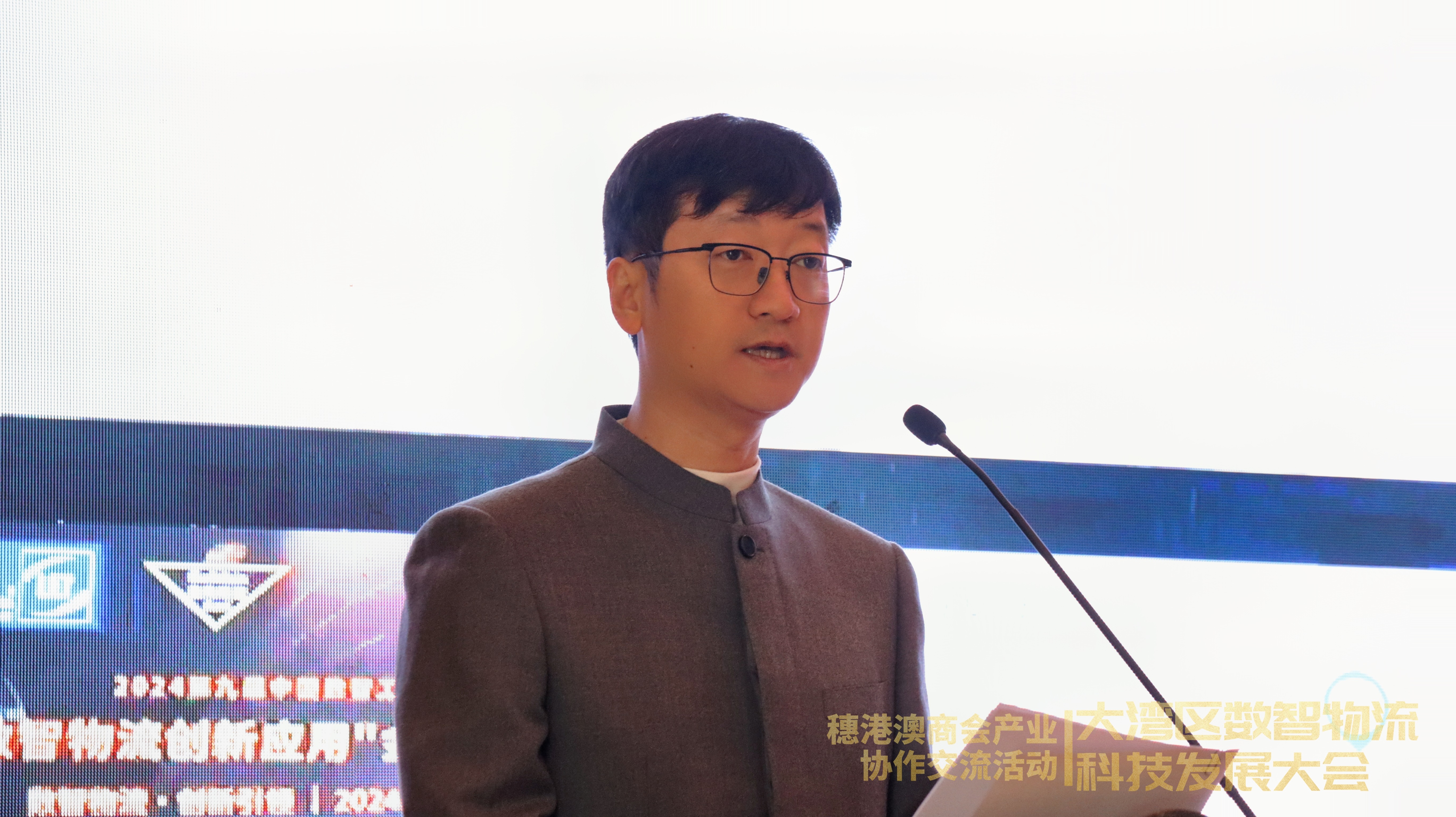 劉會(huì)長(zhǎng).jpg